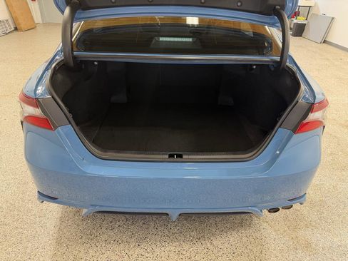 Used 2023 Toyota Camry SE image 10