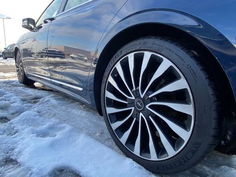 Used 2019 Lincoln Continental Black Label w/ Rear Seat Package image 10