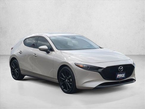 Used 2024 MAZDA MAZDA3 s image 3