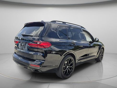 Used 2022 BMW X7 xDrive40i AWD/4WD image 8