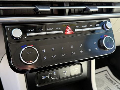 Used 2025 Hyundai Tucson Limited image 9