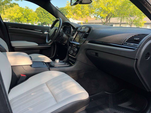 Used 2021 Chrysler 300 S w/ S Model Appearance Package RWD image 22