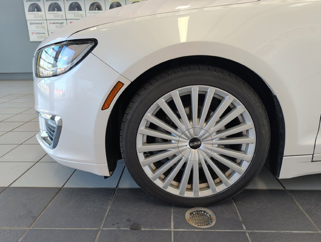 Used 2017 Lincoln MKZ Reserve FWD image 34