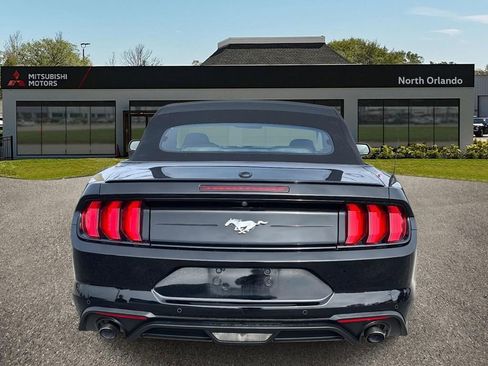 Used 2023 Ford Mustang Premium image 5