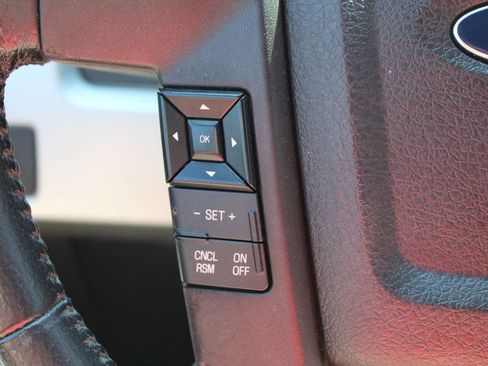 Used 2014 Ford F150 Lariat w/ Equipment Group 501A Mid image 22