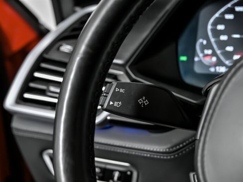 Used 2020 BMW X5 M Competition image 28