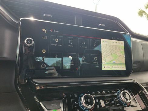 Used 2023 GMC Sierra 1500 AT4X AWD/4WD image 18