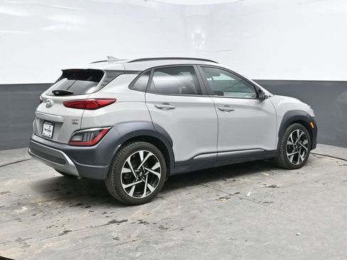 Used 2022 Hyundai Kona Limited image 7