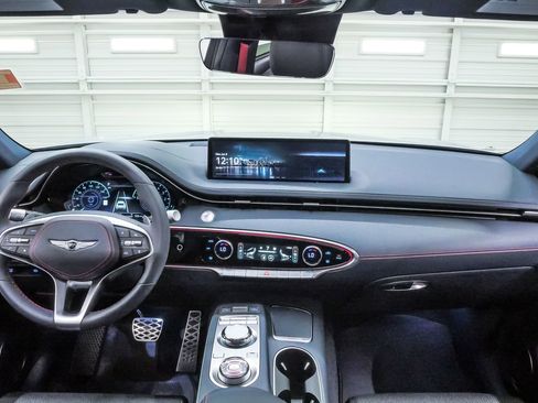 Certified 2024 Genesis GV70 2.5T w/ Sport Prestige Package AWD/4WD image 16