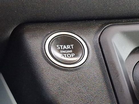 Used 2020 Land Rover Defender 110 AWD/4WD image 23