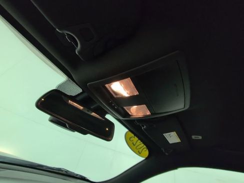 Used 2023 Dodge Challenger R/T image 17