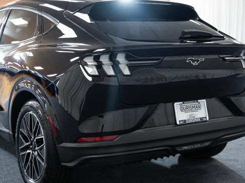 Certified 2025 Ford Mustang Mach-E Premium AWD/4WD image 6