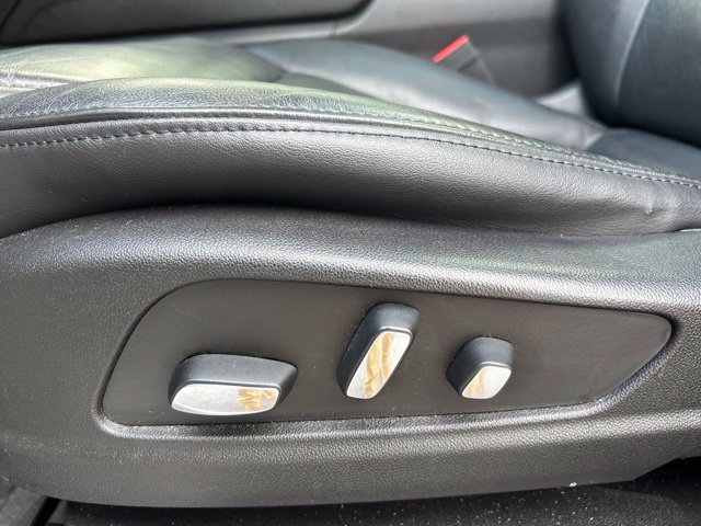 Used 2018 Cadillac XT5 Luxury w/ Driver Awareness Package FWD image 24