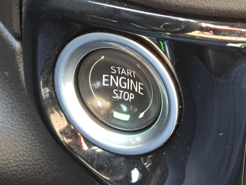 Used 2024 Chevrolet Silverado 2500 LTZ w/ LTZ Plus Package image 10