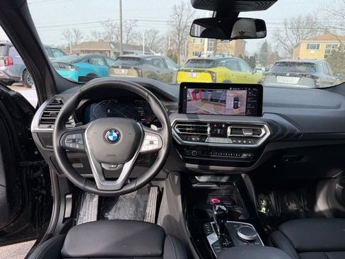 Used 2023 BMW X4 xDrive30i w/ Premium Package AWD/4WD image 11