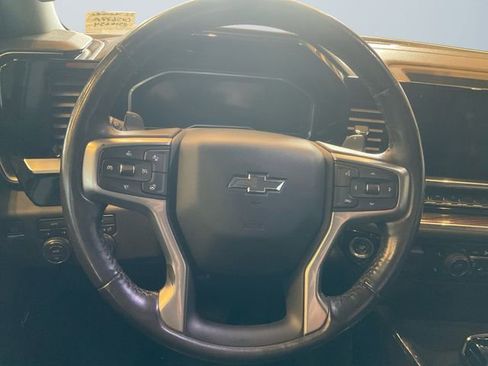 Used 2022 Chevrolet Silverado 1500 RST w/ Redline Edition AWD/4WD image 12