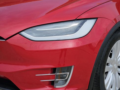 Used 2016 Tesla Model X 90D AWD/4WD image 29