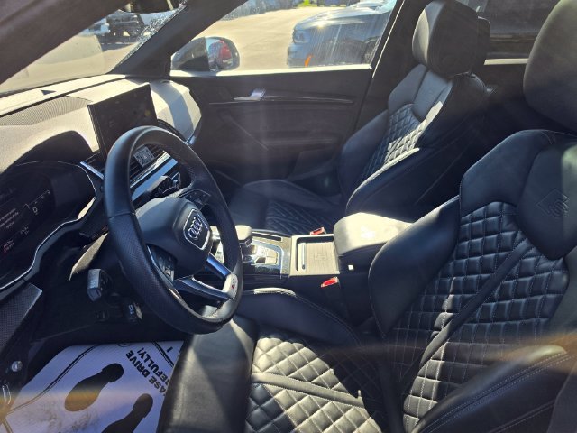 Used 2023 Audi SQ5 Prestige w/ Prestige Package AWD/4WD image 16