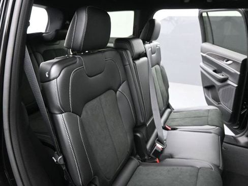 New 2026 Jeep Grand Cherokee L 4WD image 21