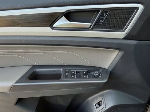 Used 2022 Volkswagen Atlas SE AWD/4WD image 8