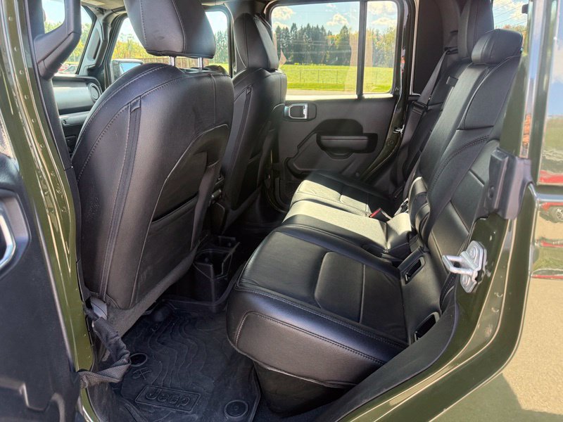 Used 2023 Jeep Gladiator Sport AWD/4WD image 4