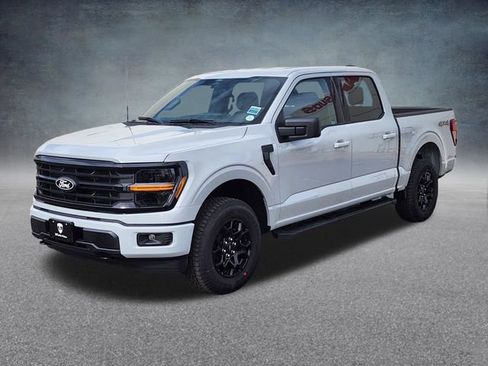 New 2026 Ford F150 XLT w/ XLT Black Appearance Package image 3