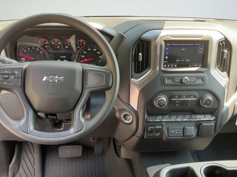 New 2026 Chevrolet Silverado 1500 Custom Trail Boss AWD/4WD image 11