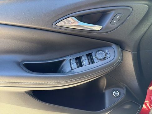 Used 2022 Buick Encore GX Select image 12