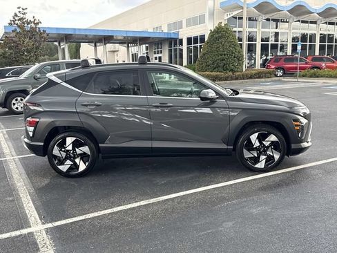 Used 2026 Hyundai Kona Limited FWD image 3