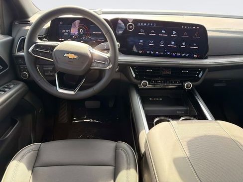 New 2026 Chevrolet Tahoe Premier w/ Sun And Tow Package AWD/4WD image 17