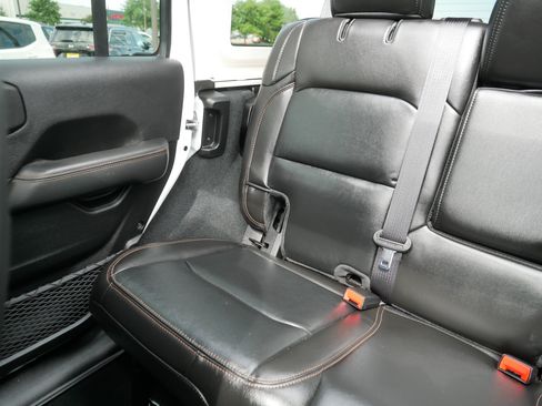 Used 2023 Jeep Wrangler Unlimited Rubicon 392 w/ Xtreme Recon 35" Tire Package AWD/4WD image 12