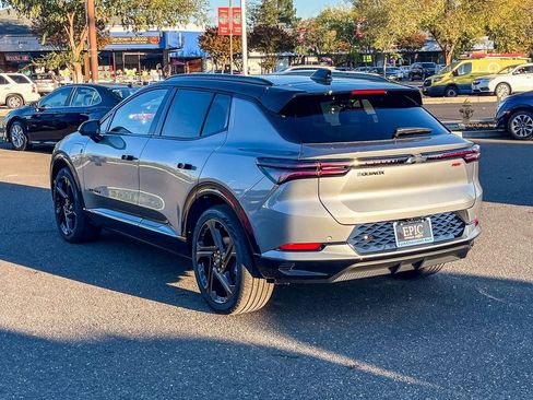 New 2026 Chevrolet Equinox EV RS image 2