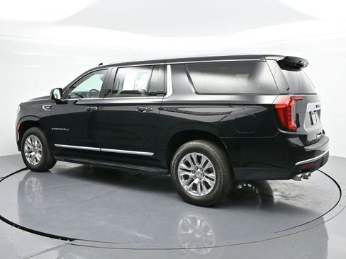 Used 2024 GMC Yukon XL Denali w/ Max Trailering Package image 5