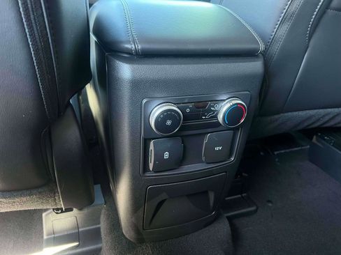 Used 2023 Ford Explorer XLT w/ Equipment Group 202A image 27
