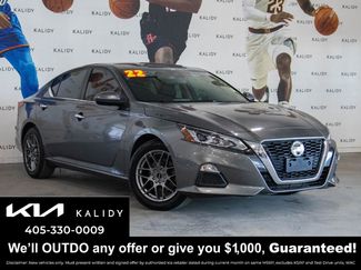 Used 2022 Nissan Altima 2.5 SV video 1