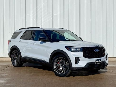 New 2026 Ford Explorer ST w/ Sun And Sound Package image 7