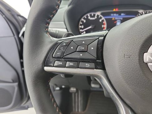 Used 2023 Nissan Altima 2.5 SR FWD image 23