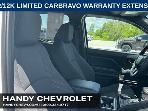Used 2025 Toyota Tacoma SR5 AWD/4WD image 37