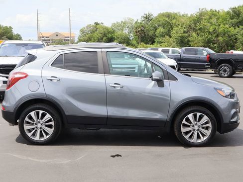 Used 2019 Buick Encore Preferred AWD/4WD image 10