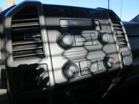 Used 2018 Ford F350 XL w/ Power Equipment Group image 7