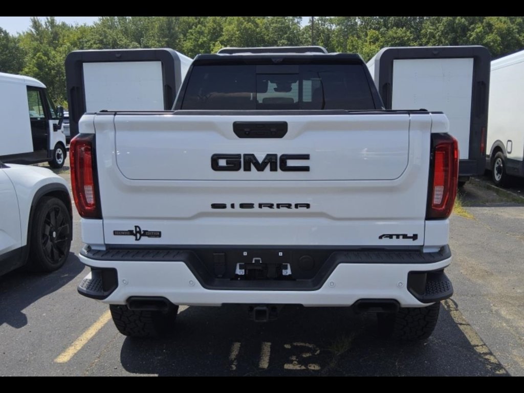 Used 2026 GMC Sierra 1500 AT4 w/ Technology Package AWD/4WD image 8