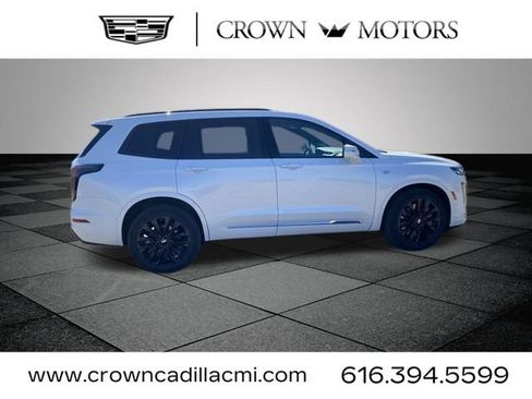 Certified 2023 Cadillac XT6 Sport w/ Technology Package AWD/4WD image 14