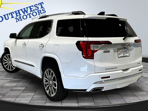 Used 2023 GMC Acadia Denali AWD/4WD image 5