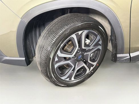 Used 2024 Subaru Ascent Touring AWD/4WD image 37