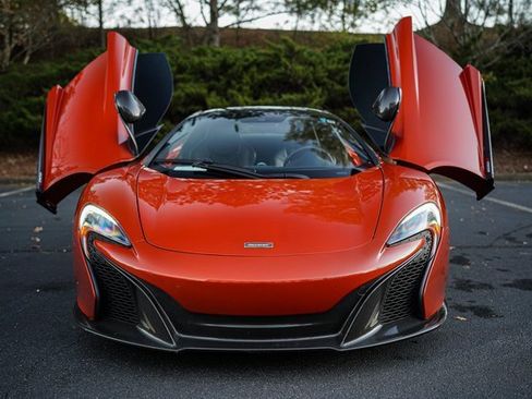 Used 2016 McLaren 650S Spider image 5