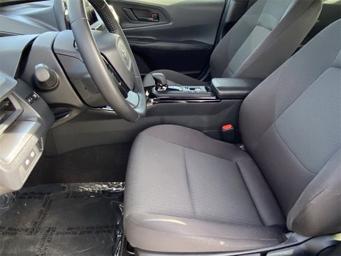 Certified 2025 Toyota Prius LE image 21