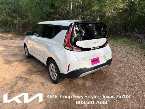 Certified 2024 Kia Soul LX w/ Option Group 015 FWD image 7