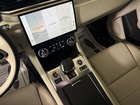 New 2026 Jaguar F-PACE R-Dynamic S image 38