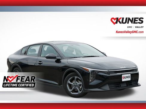 Used 2025 Kia K4 FWD image 1