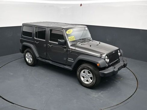 Used 2017 Jeep Wrangler Unlimited Sport w/ Quick Order Package 24S AWD/4WD image 36